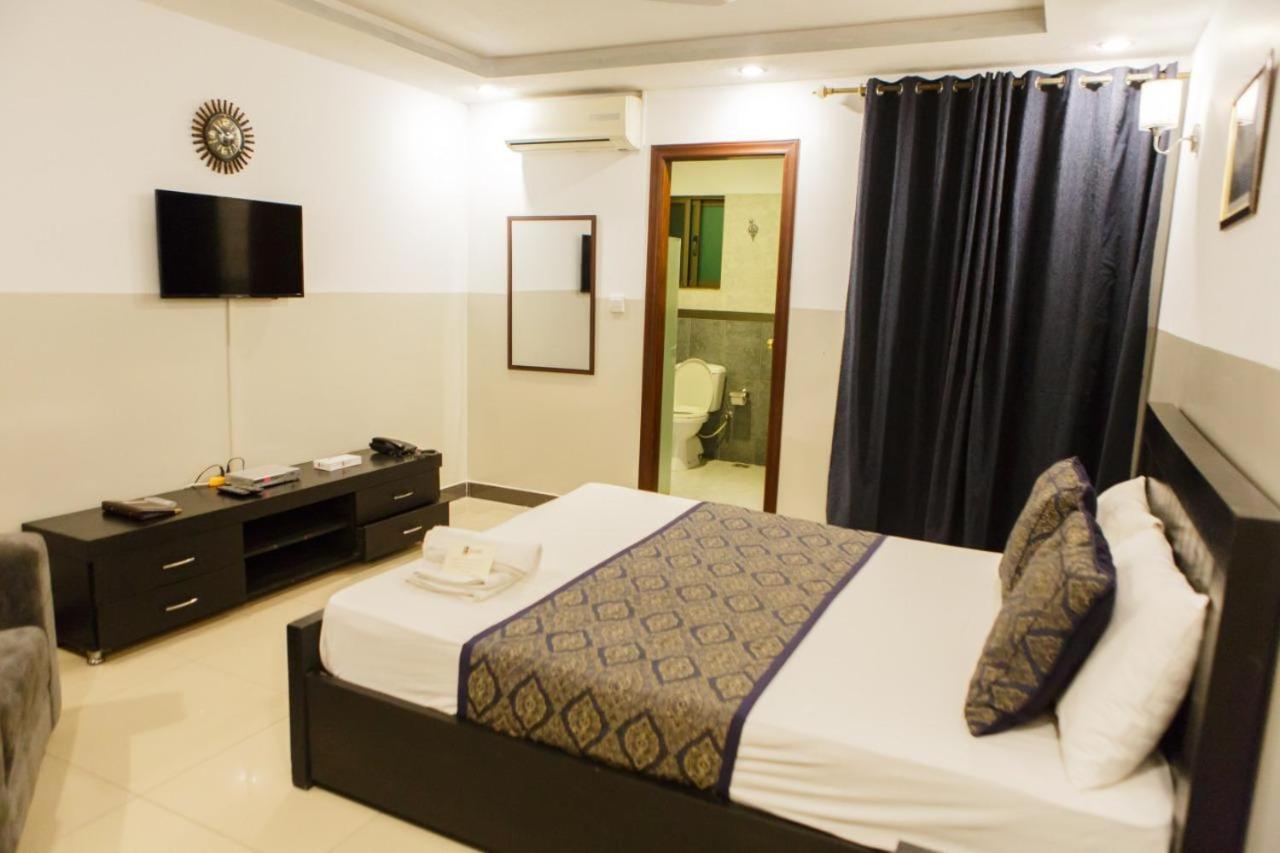 Esquire Hotels & Apartments Rawalpindi Exterior foto